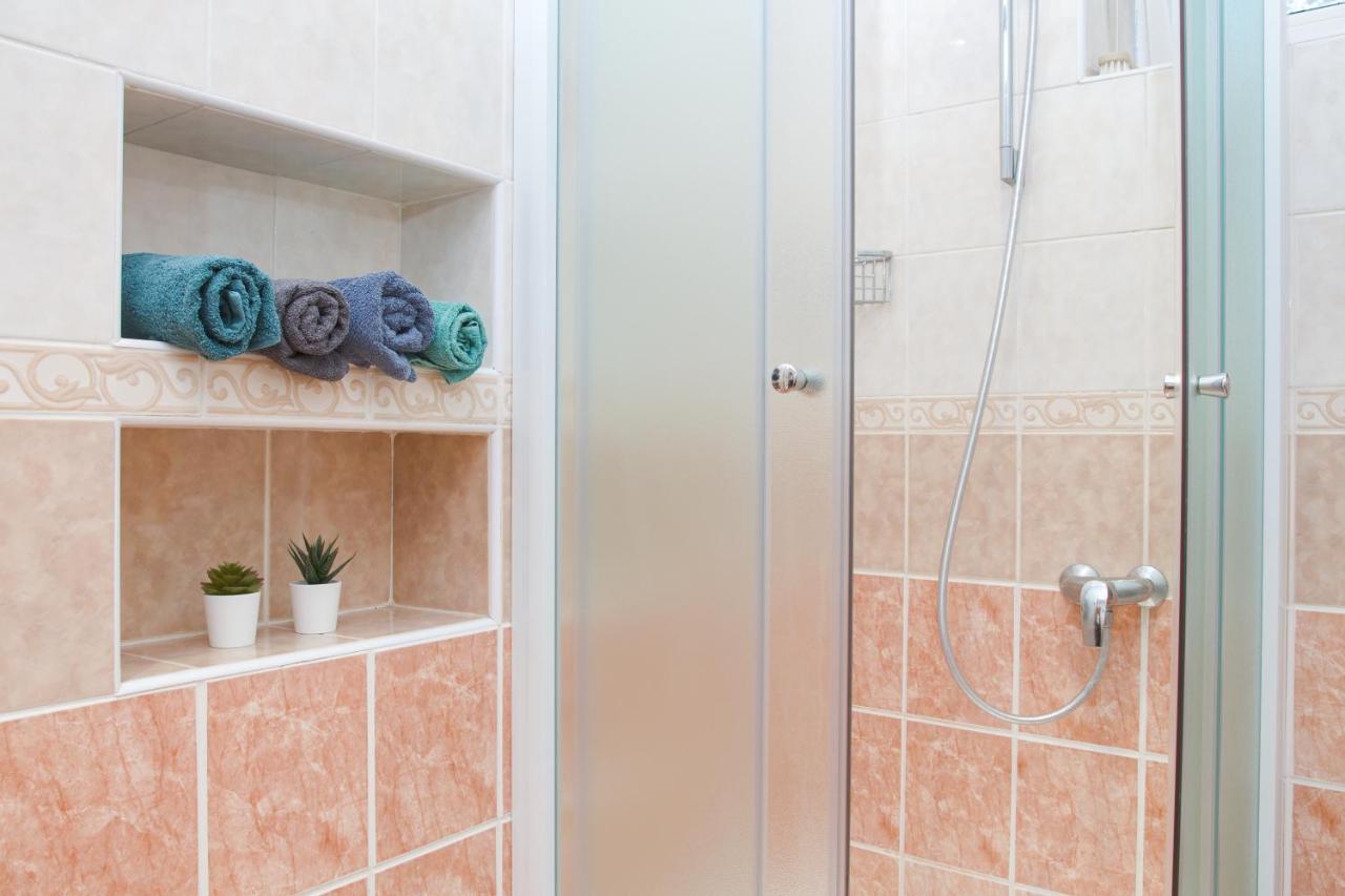 Apartman Pod Cernou Horou Svoboda nad Úpou Dış mekan fotoğraf