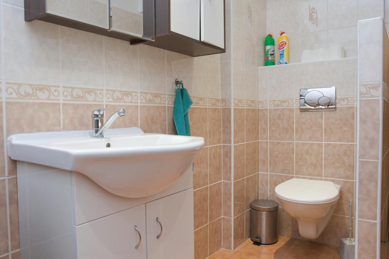 Apartman Pod Cernou Horou Svoboda nad Úpou Dış mekan fotoğraf